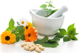 Maschere per capelli con crema aspra e un tuorlo