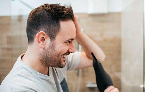 Cosa fare se i capelli sono secchi e indeboliti