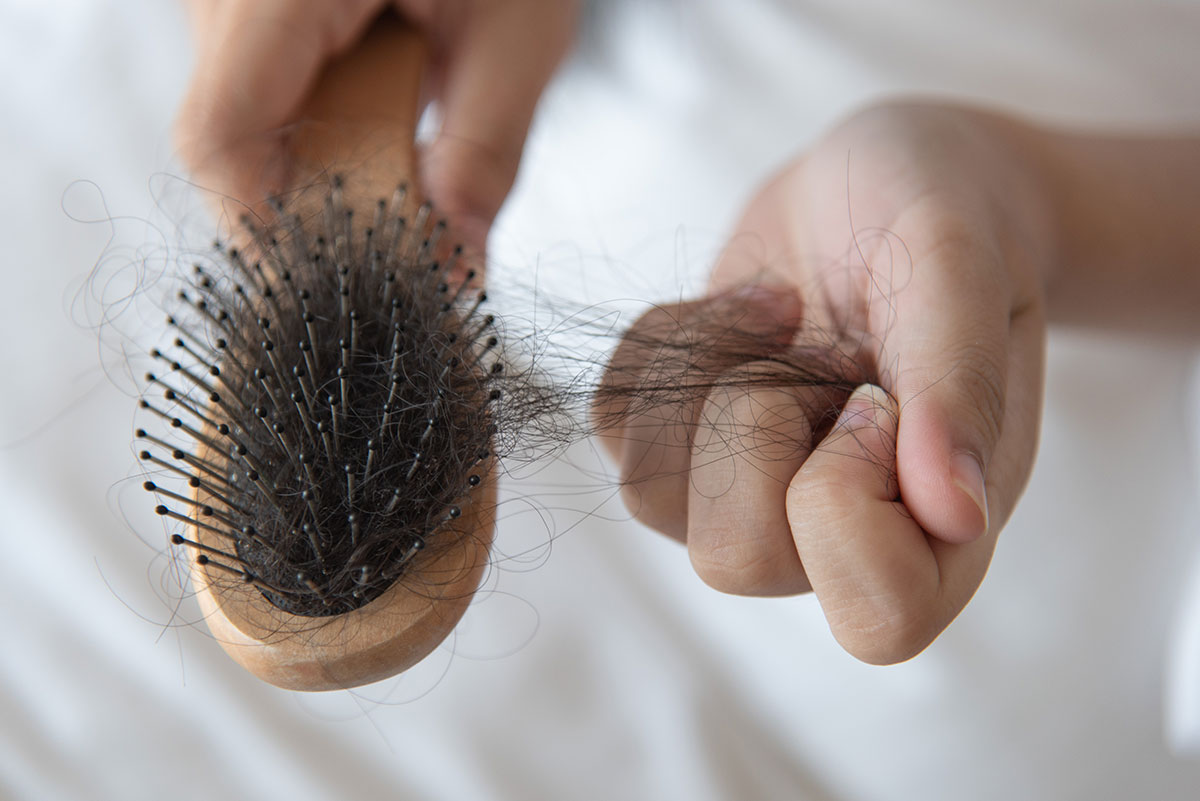 Come stimolare la ricrescita dei capelli