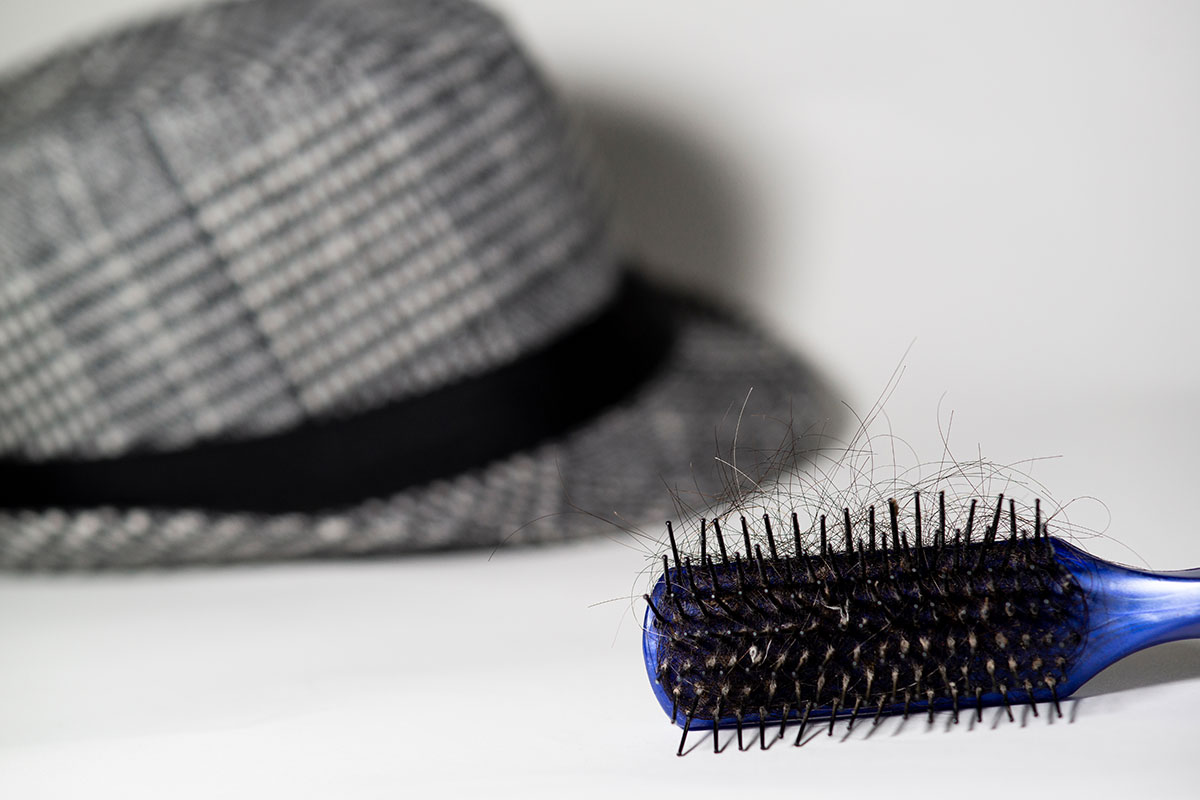 Il cappello fa cadere i capelli? Cosa c'è da sapere su questo luogo comune Il cappello fa cadere i capelli? Cosa c'è da sapere su questo luogo comune