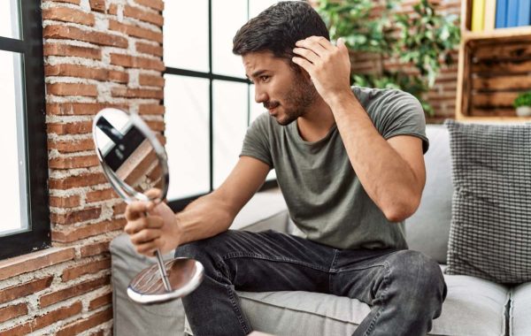 Cos'è l'alopecia iatrogena e come contrastarla